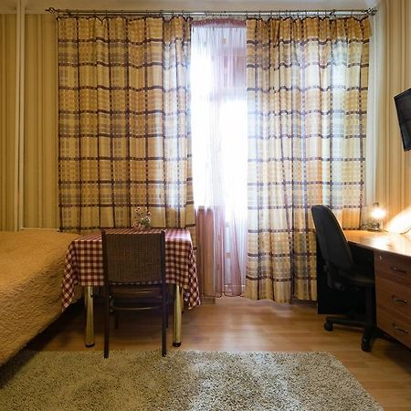 Nadezhda Apartments On Kabanbay Batyr 122 Алма Ата Екстериор снимка