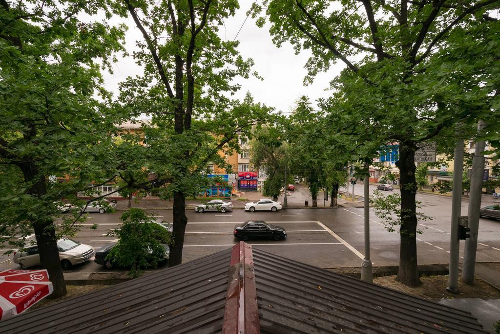 Nadezhda Apartments On Kabanbay Batyr 122 Алма Ата Екстериор снимка