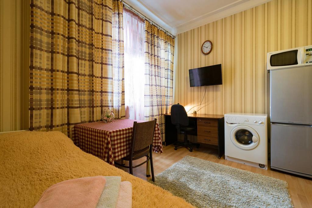 Nadezhda Apartments On Kabanbay Batyr 122 Алма Ата Екстериор снимка